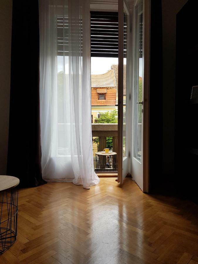 Street View Apartments Sibiu Luaran gambar