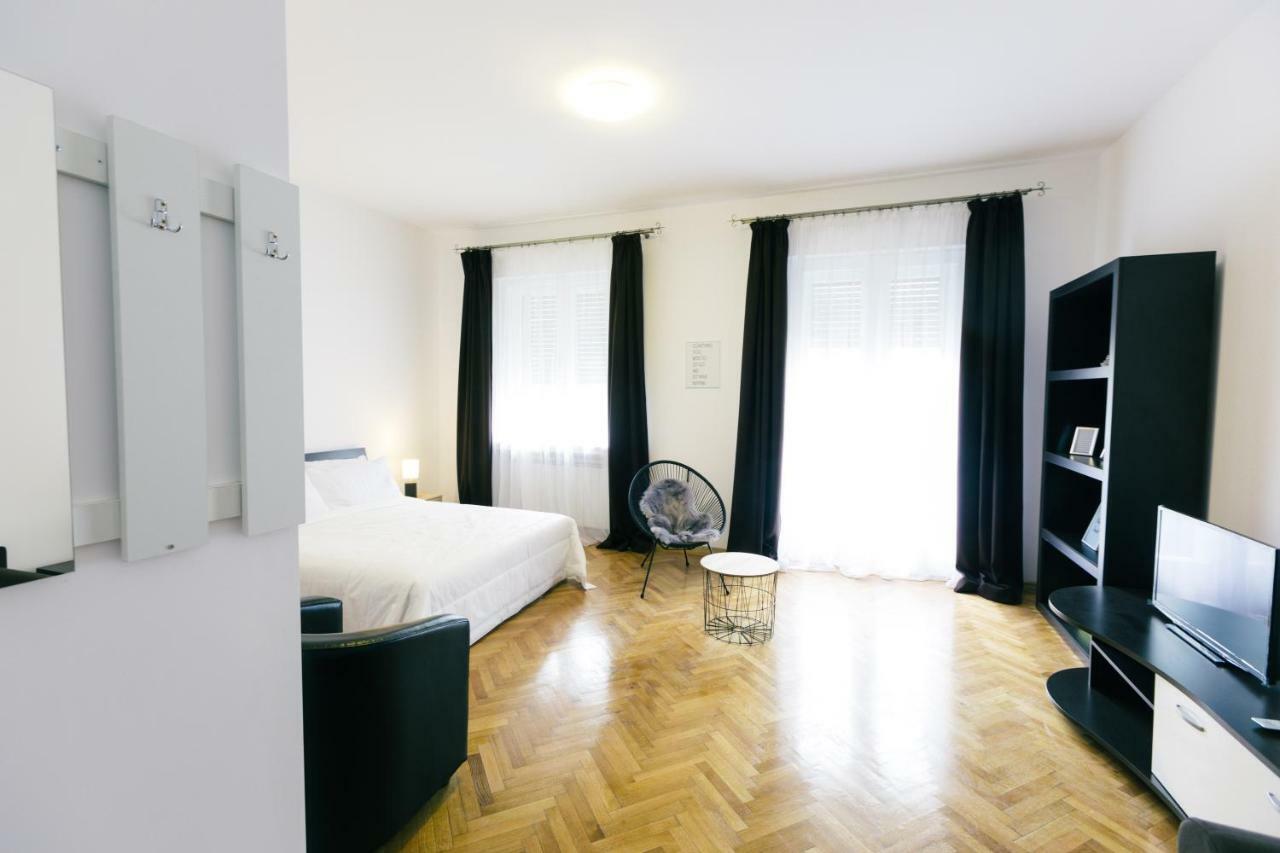Street View Apartments Sibiu Luaran gambar