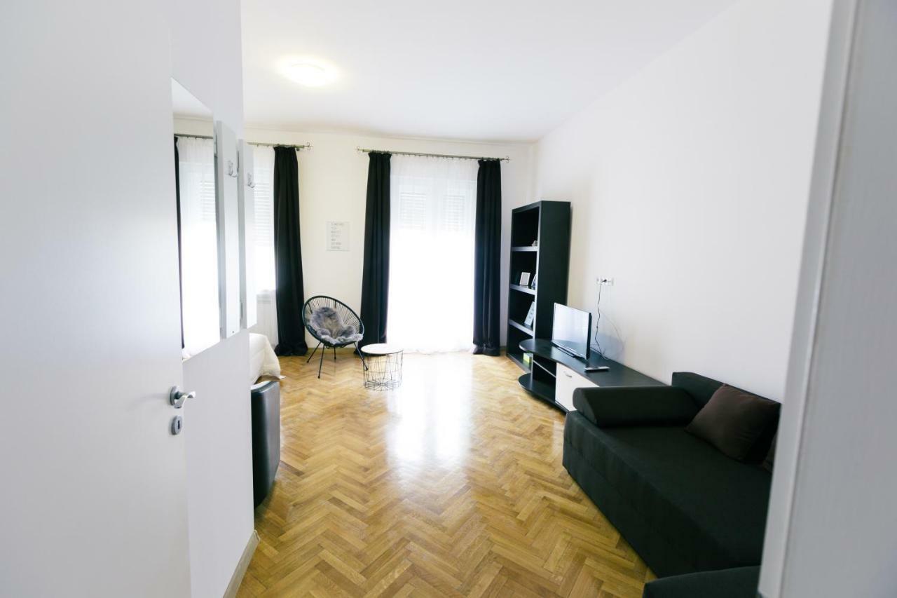 Street View Apartments Sibiu Luaran gambar